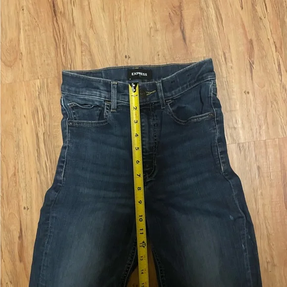 Express Super High Rise Crop Jeans Mom Jeans - Picture 7 of 13